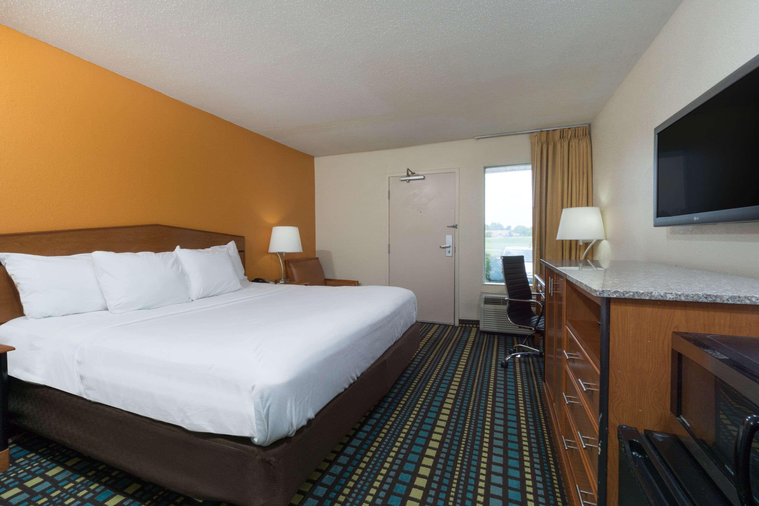 Days Inn By Wyndham Florence Cincinnati Area Zewnętrze zdjęcie