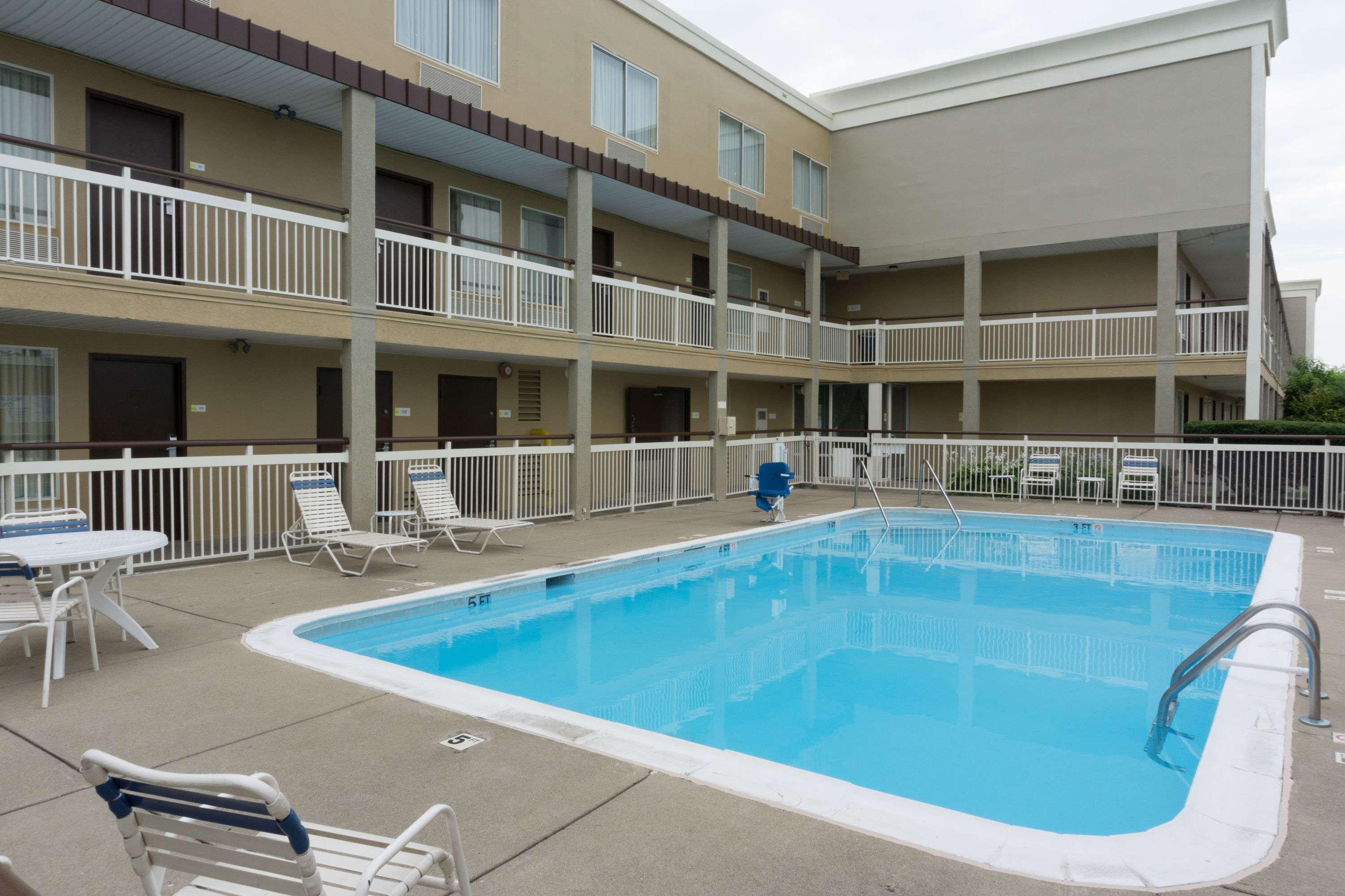 Days Inn By Wyndham Florence Cincinnati Area Zewnętrze zdjęcie