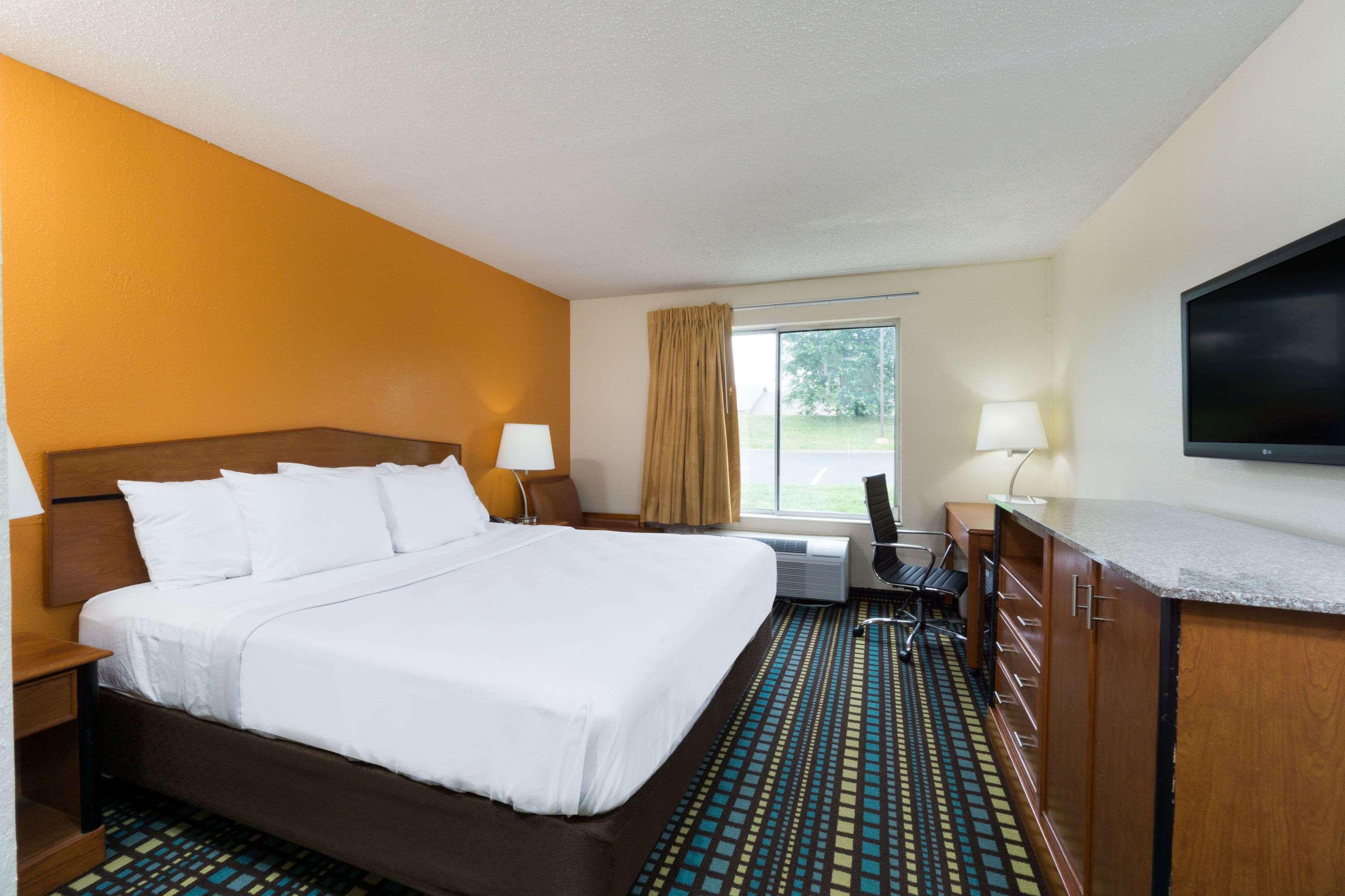 Days Inn By Wyndham Florence Cincinnati Area Zewnętrze zdjęcie